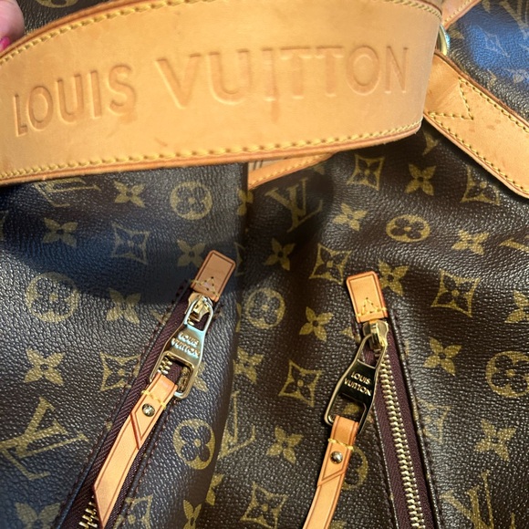 LV PURSE EXCEPTIONAL CONDITION - Picture 9 of 15